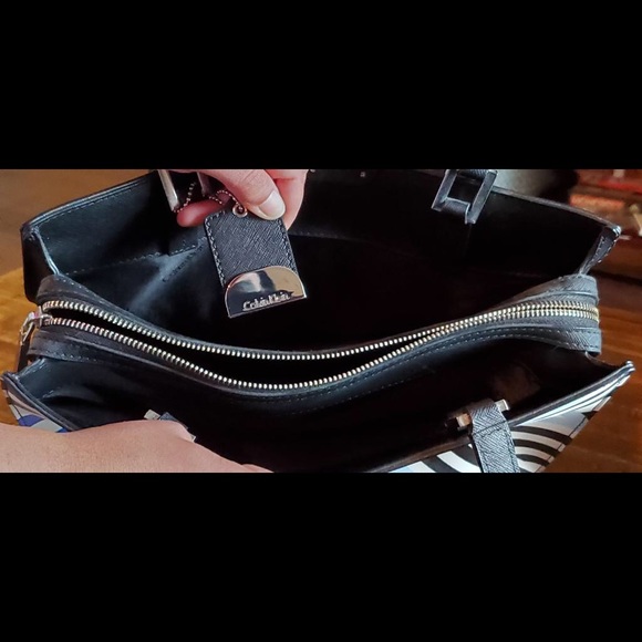 Calvin Klein Blue/White/Black striped shoulder bag - Picture 3 of 9